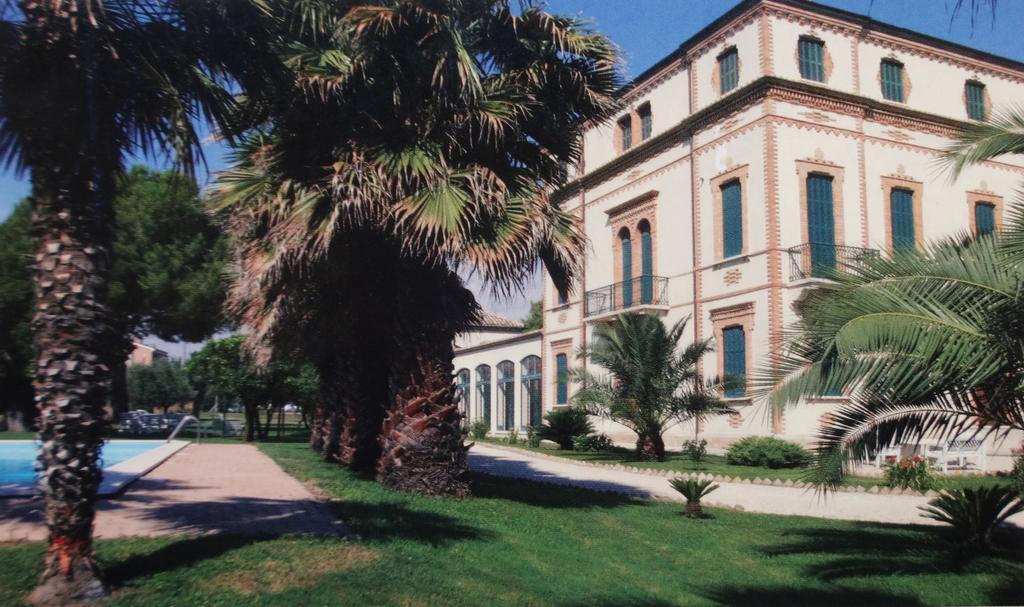 Villa Montanari Rosati Porto San Giorgio Exterior foto